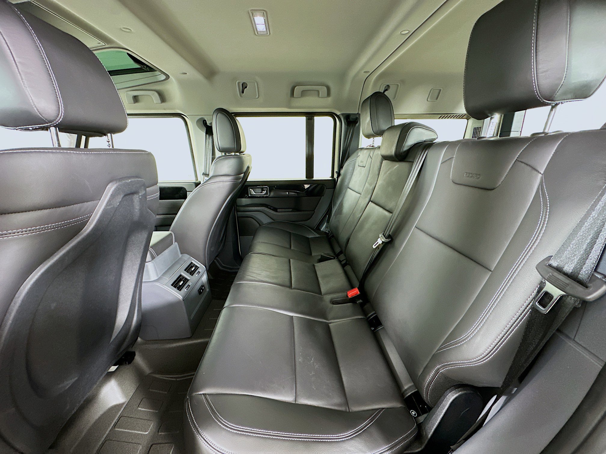 Used 2024 INEOS Grenadier image 39