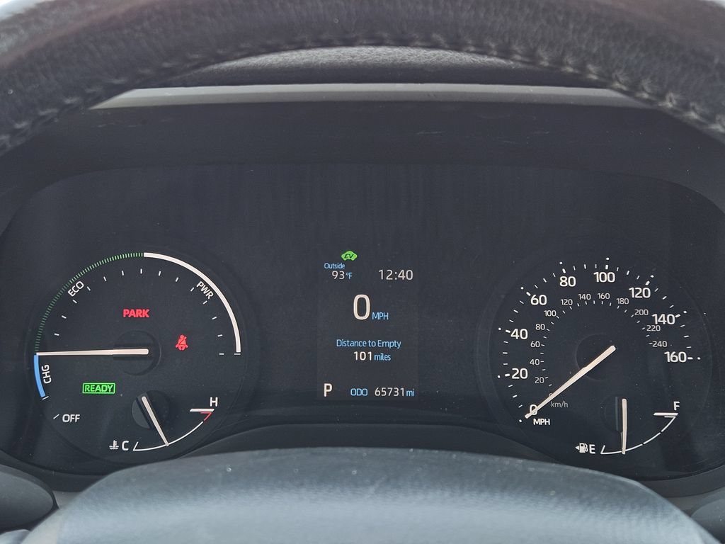 Used 2024 Toyota Sienna XLE FWD image 16