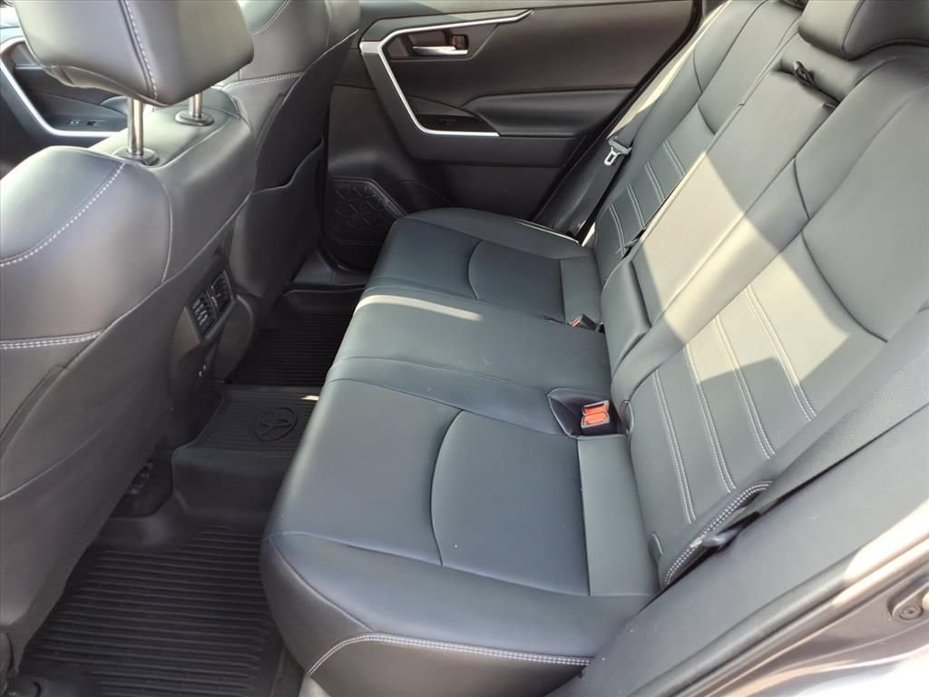 Certified 2020 Toyota RAV4 XLE Premium AWD/4WD image 13