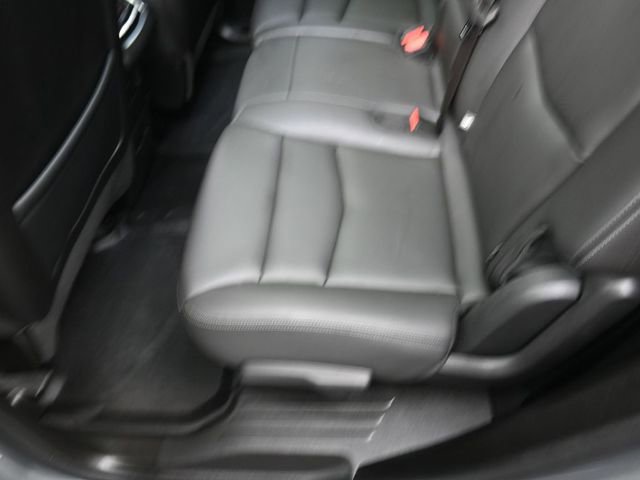 Used 2024 Cadillac XT6 Luxury w/ LPO, Floor Liner Package image 23