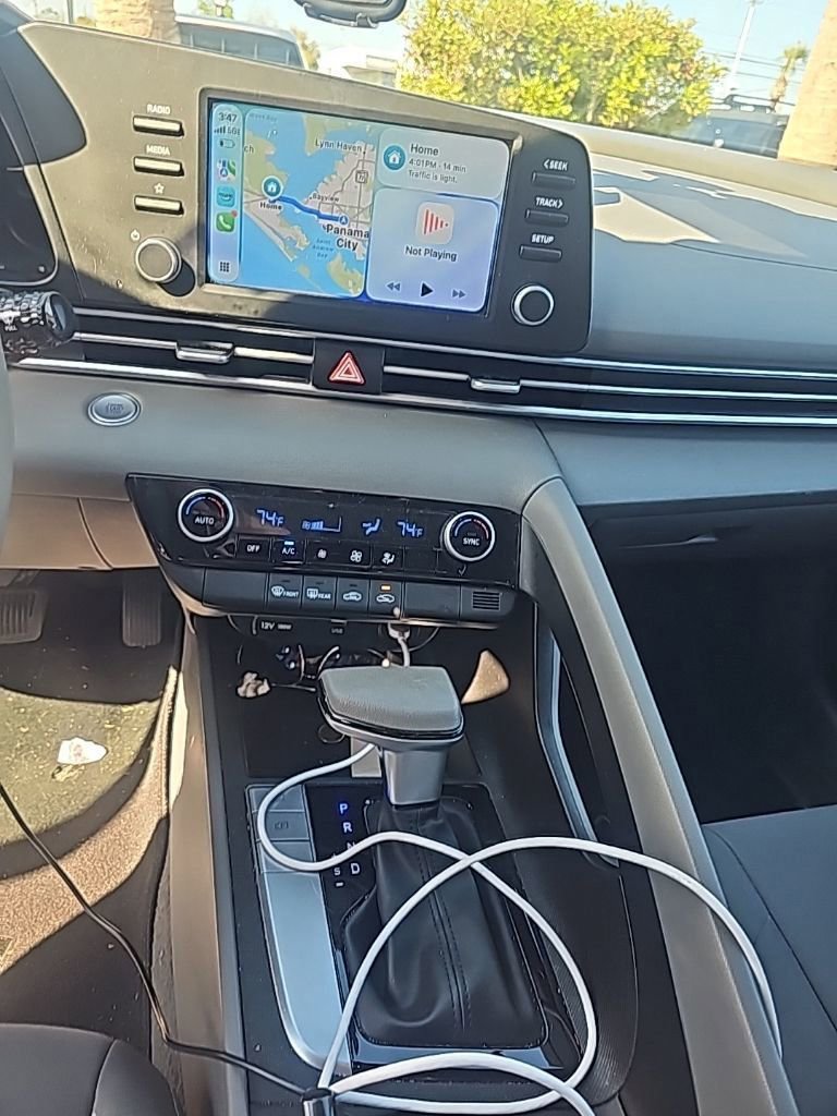 Used 2023 Hyundai Elantra SEL image 16