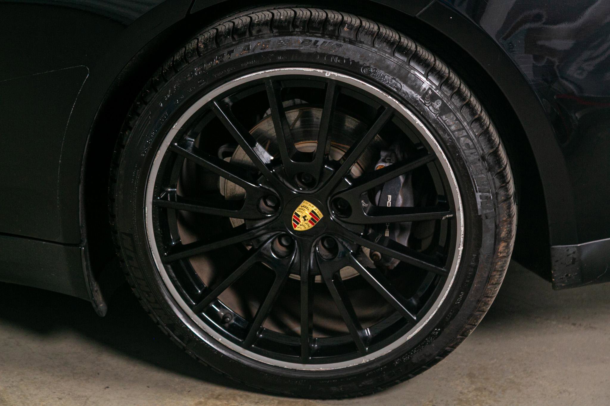 Used 2015 Porsche Panamera 4dr HB 4 image 17