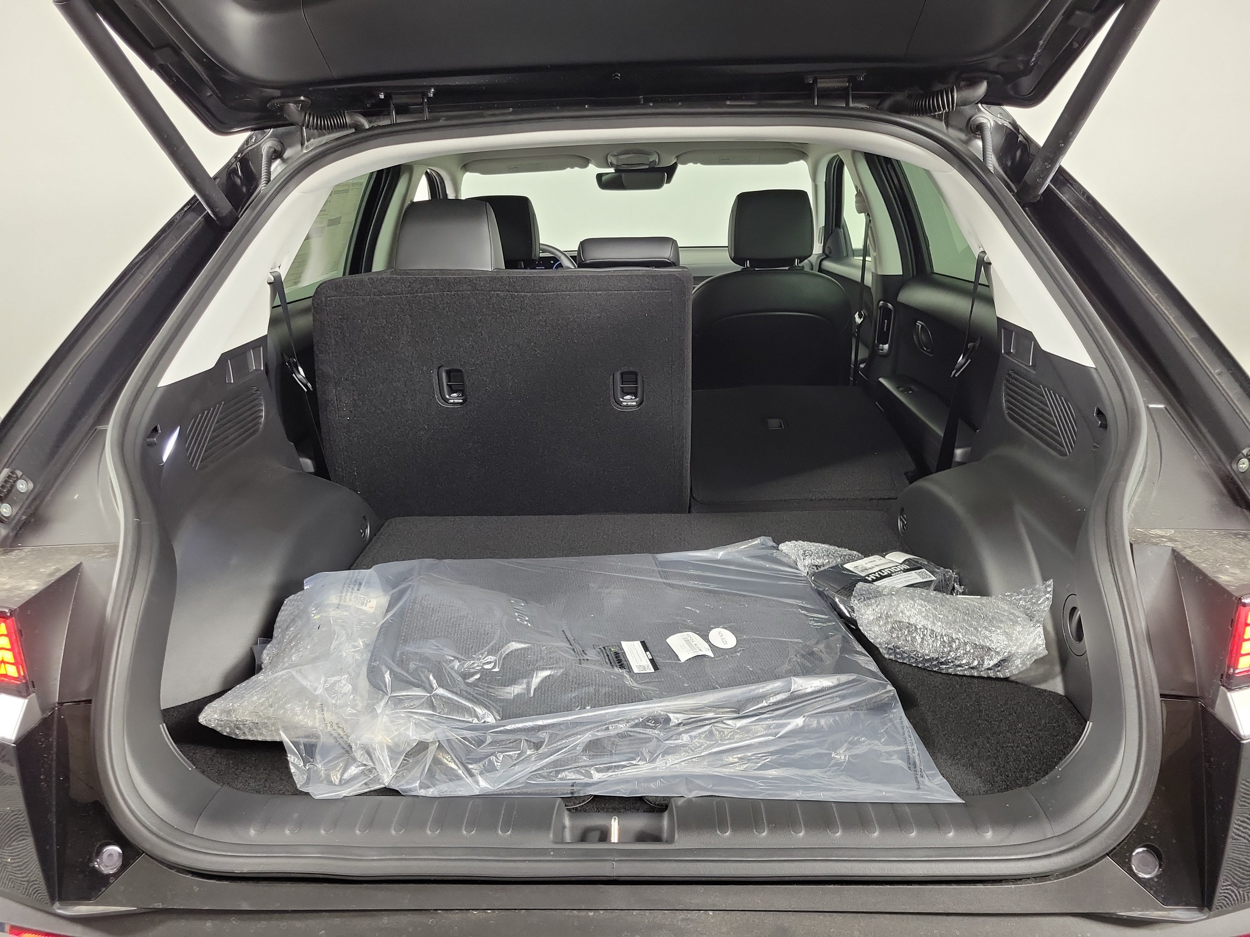 New 2026 Hyundai Ioniq 5 SEL AWD/4WD image 36