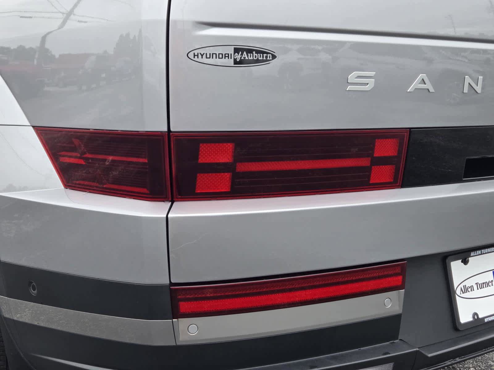 Used 2024 Hyundai Santa Fe Limited FWD image 6