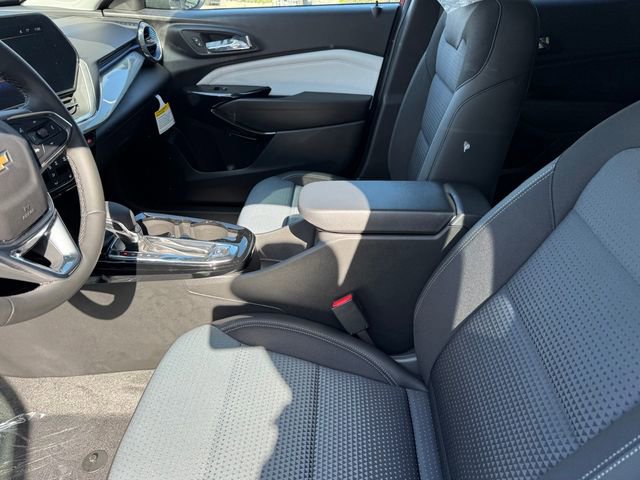 New 2026 Chevrolet Trax LT w/ Driver Confidence Package image 13