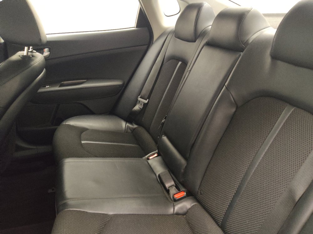 Used 2019 Kia Optima S FWD image 18