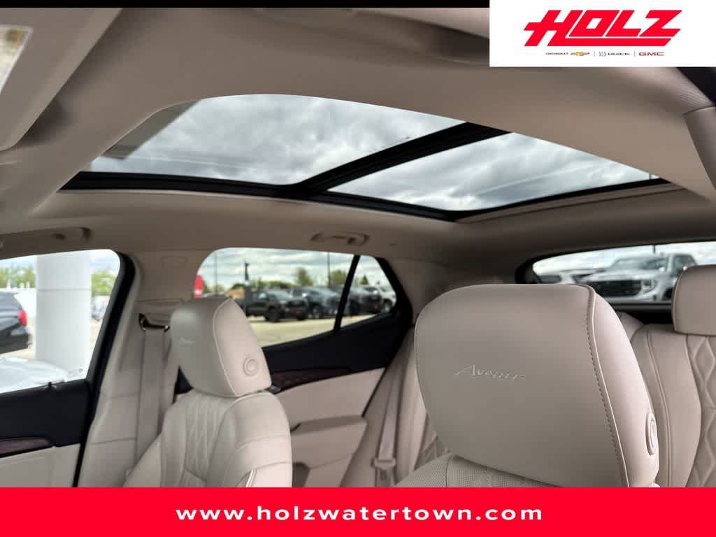 Certified 2023 Buick Envision Avenir AWD/4WD image 11