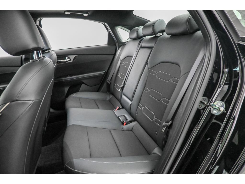 Used 2024 Kia Forte GT-Line w/ GT-Line Premium Package image 25