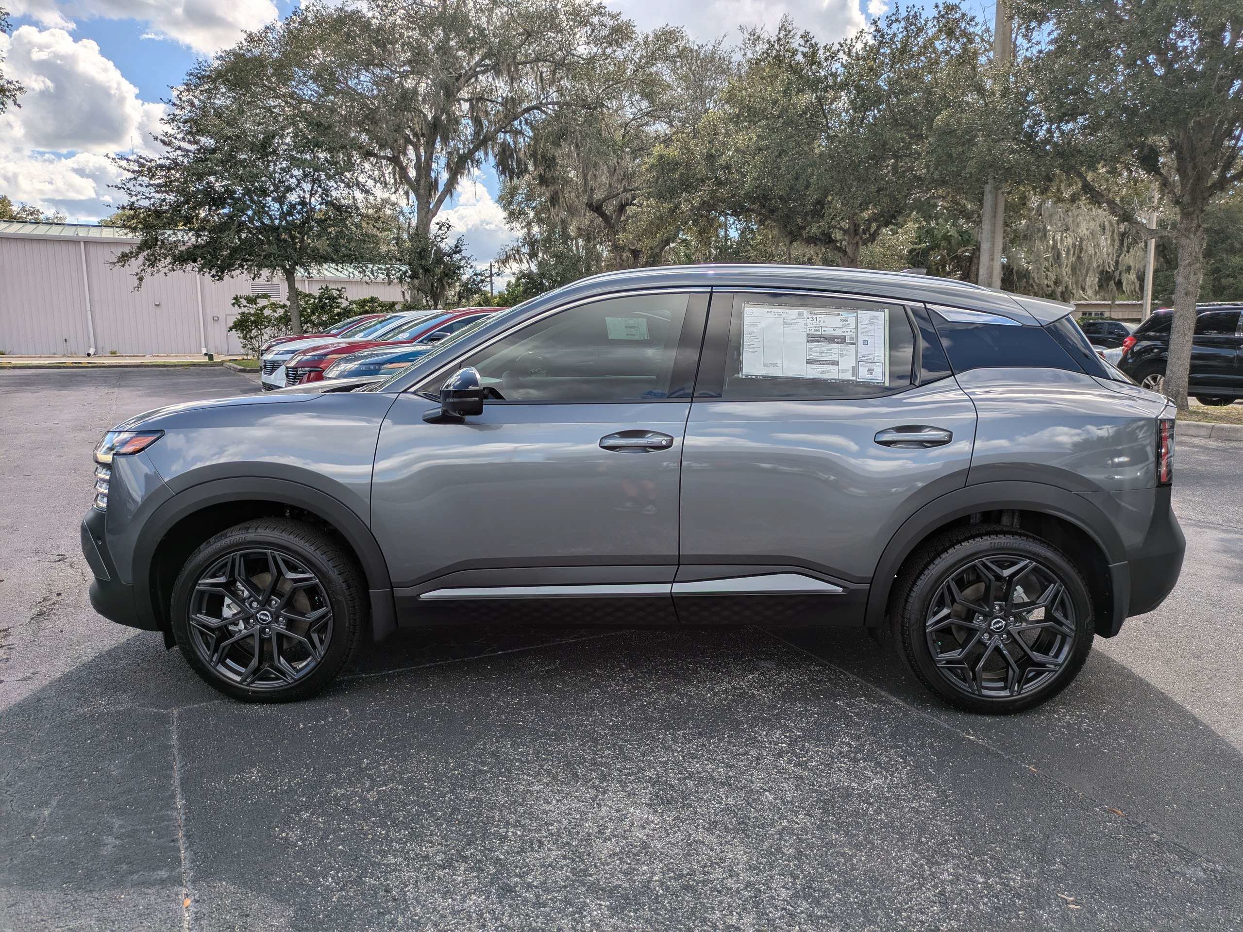New 2027 Nissan Kicks SR FWD image 7