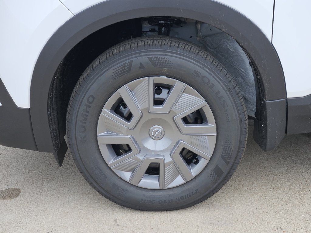 New 2026 Nissan Kicks S w/ Charging Package FWD image 11