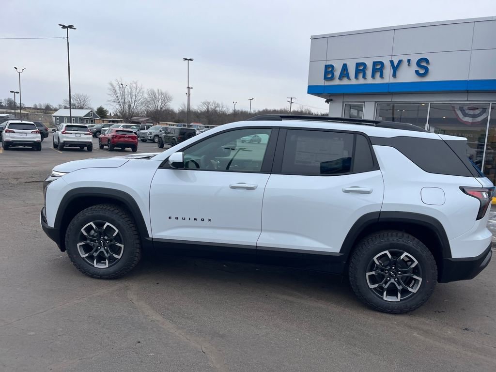 New 2026 Chevrolet Equinox ACTIV image 2