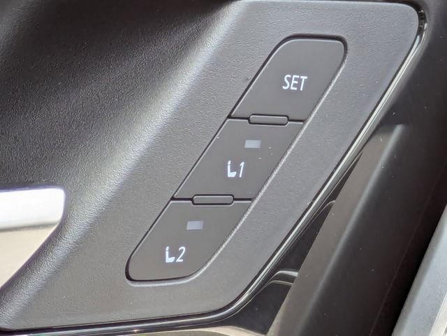 New 2025 Mitsubishi Outlander SEL Black Edition image 26