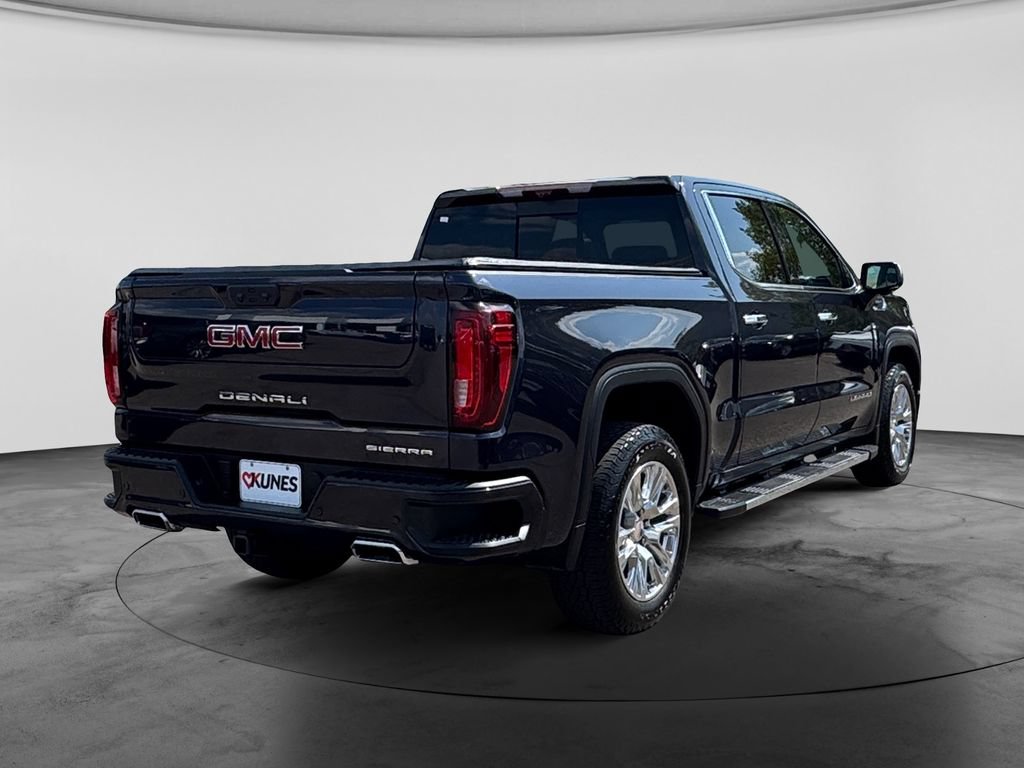Used 2025 GMC Sierra 1500 Denali w/ Technology Package AWD/4WD image 9