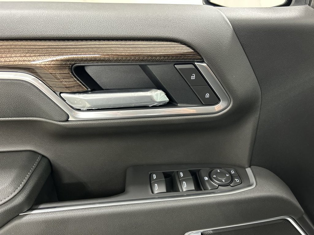 New 2026 Chevrolet Silverado 1500 RST AWD/4WD image 14