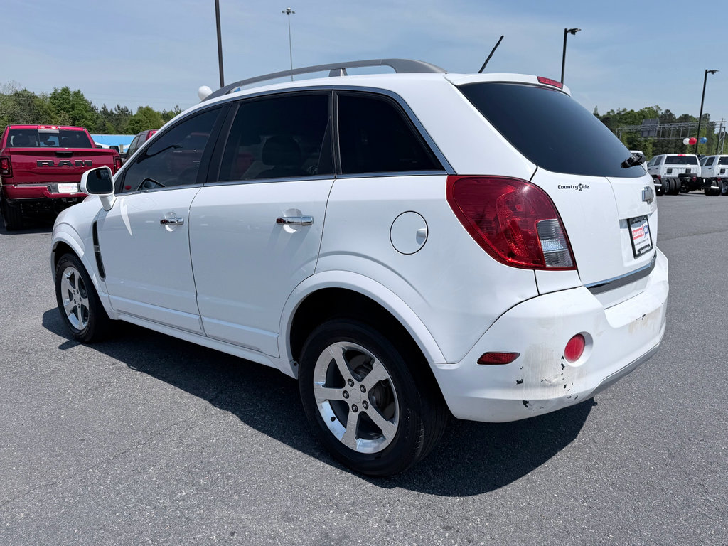 Used 2013 Chevrolet Captiva Sport LT FWD image 7