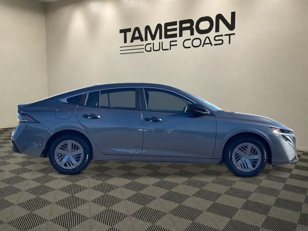 New 2027 Nissan Sentra S w/ Floor Mat Package FWD image 2