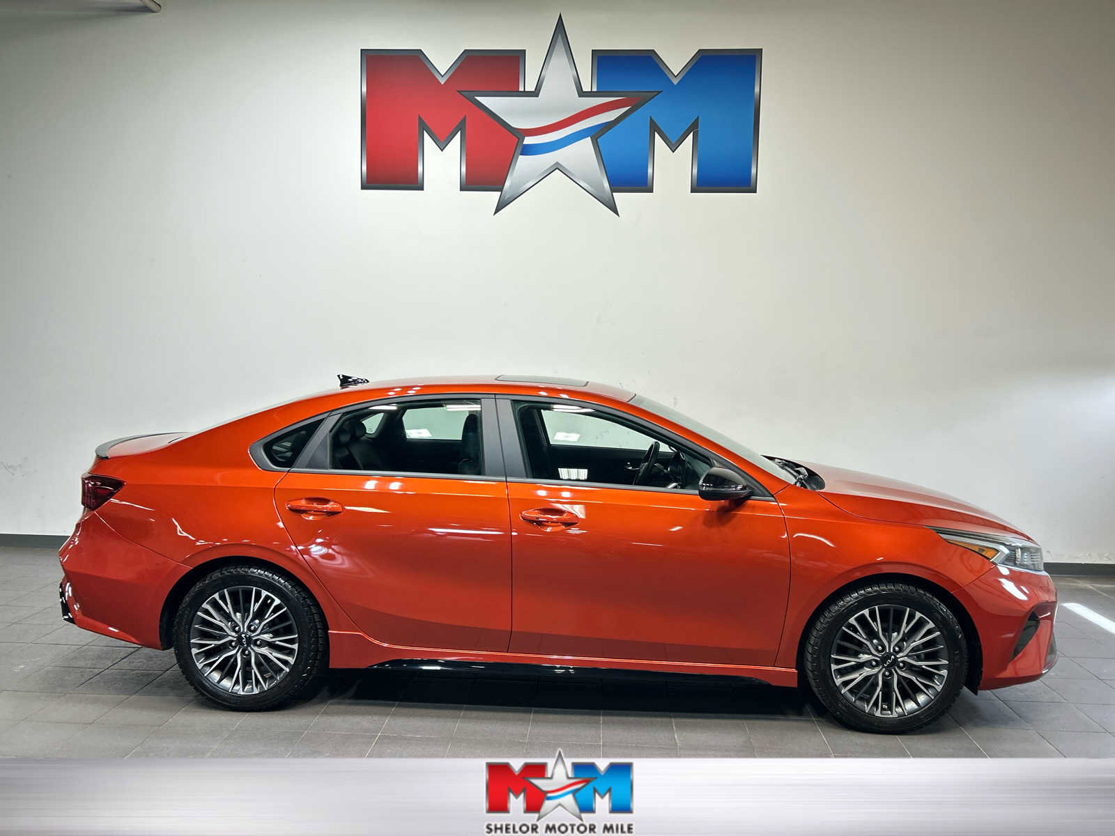 Used 2023 Kia Forte GT-Line w/ GT-Line Premium Package FWD image 1