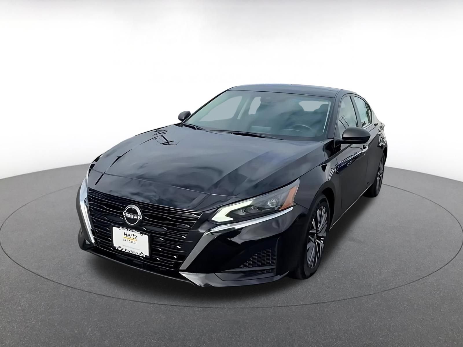 Used 2025 Nissan Altima 2.5 SV FWD image 7