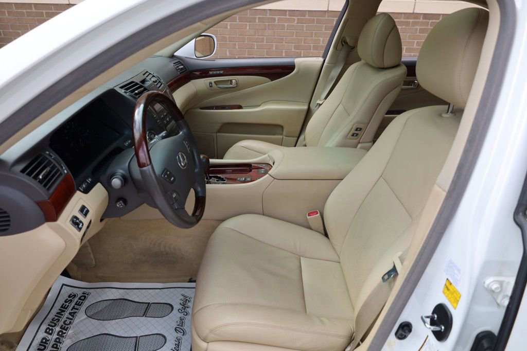 Used 2009 Lexus LS 460 image 16