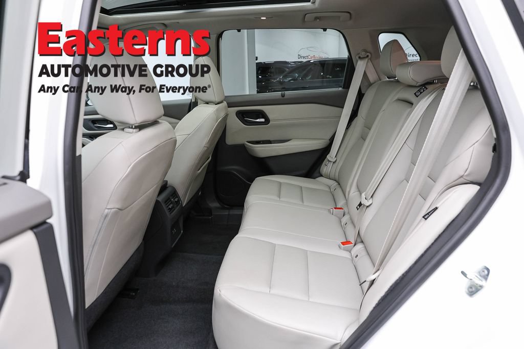 Used 2023 Nissan Rogue SV w/ SV Premium B Package AWD/4WD image 22