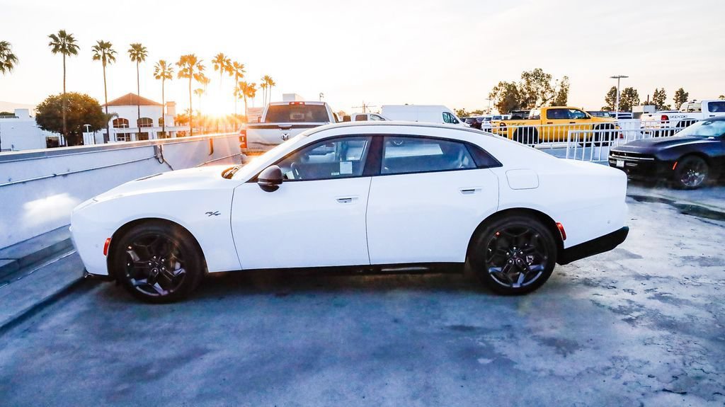 New 2026 Dodge Charger R/T AWD/4WD image 14