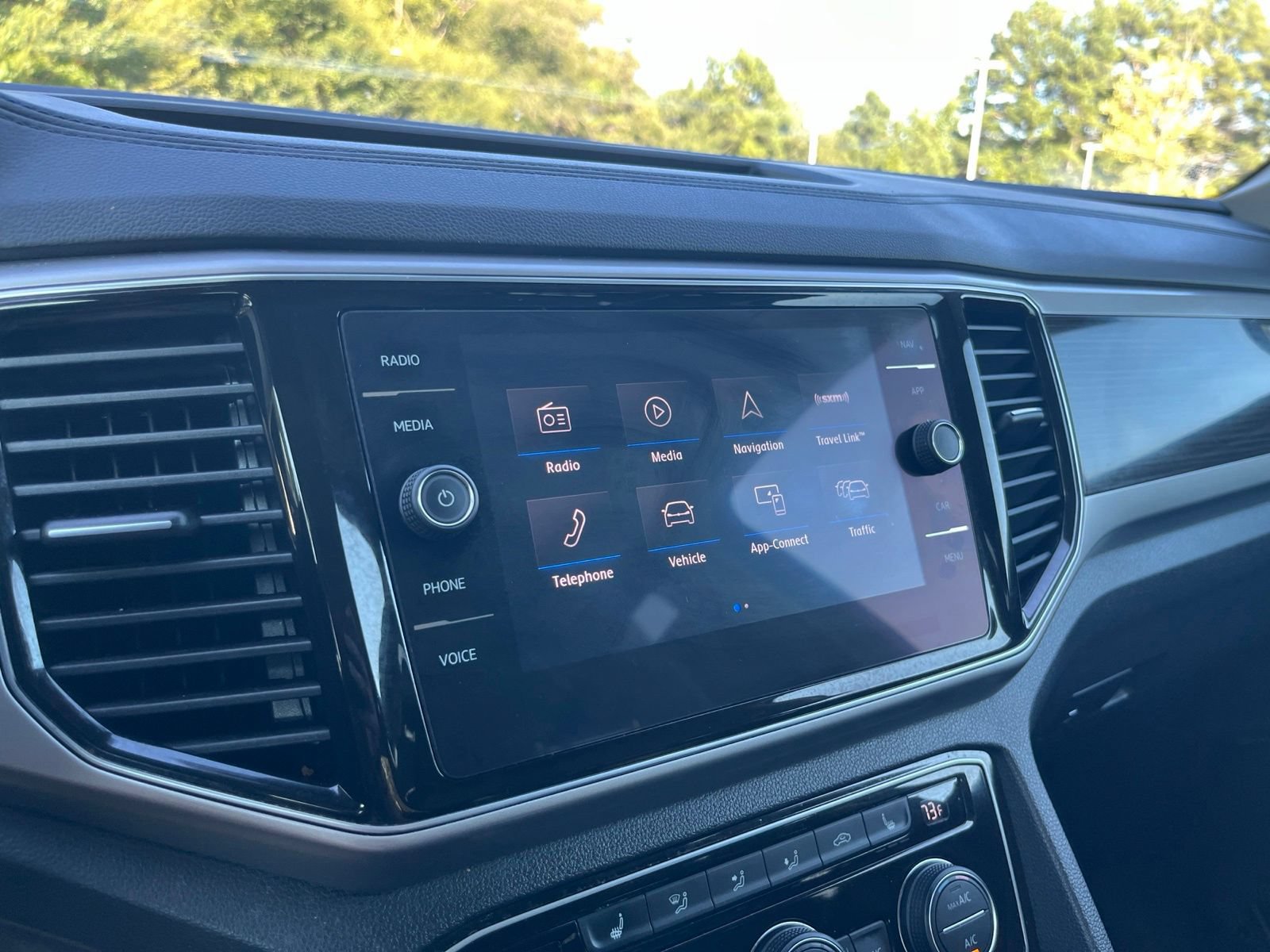 Used 2019 Volkswagen Atlas SEL AWD/4WD image 23