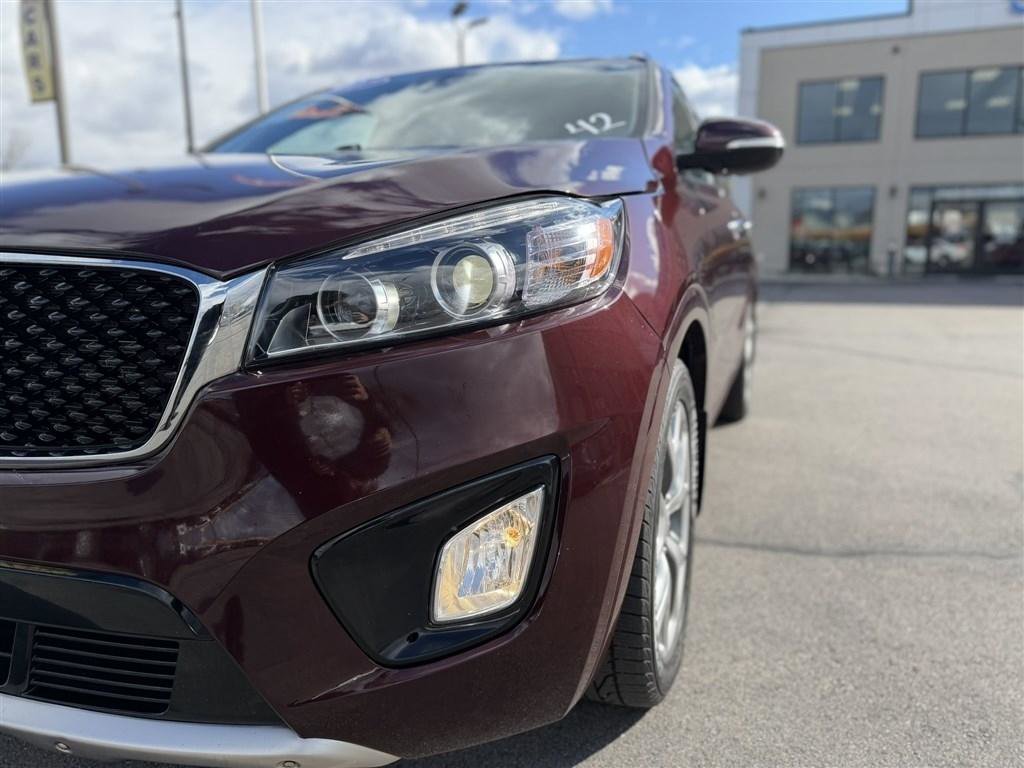 Used 2017 Kia Sorento SX image 10