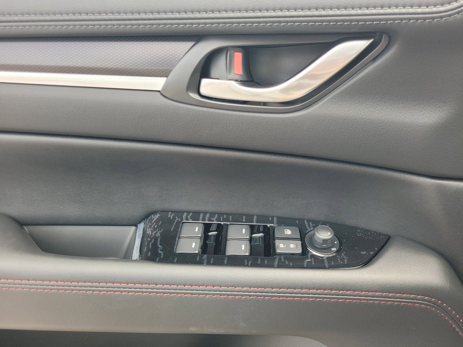 New 2025 MAZDA CX-5 Carbon Edition image 21