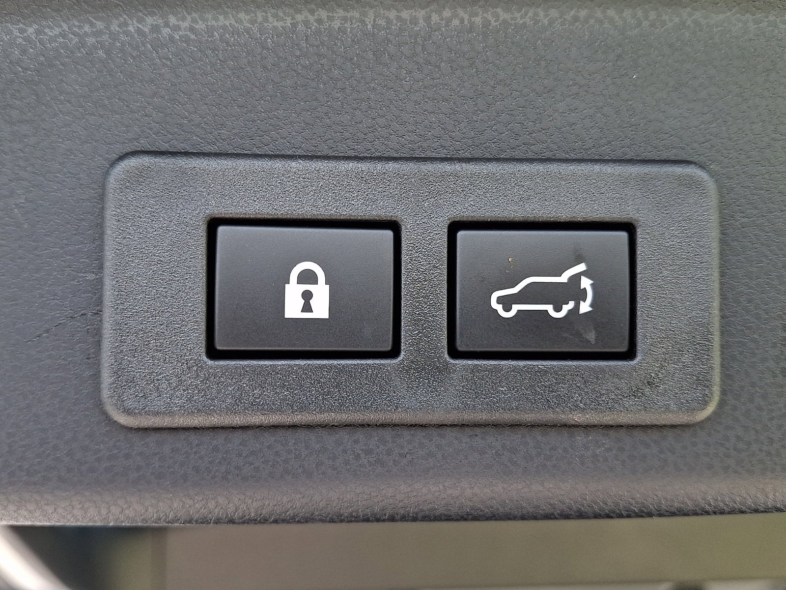 Certified 2026 Subaru Ascent Premium AWD/4WD image 29