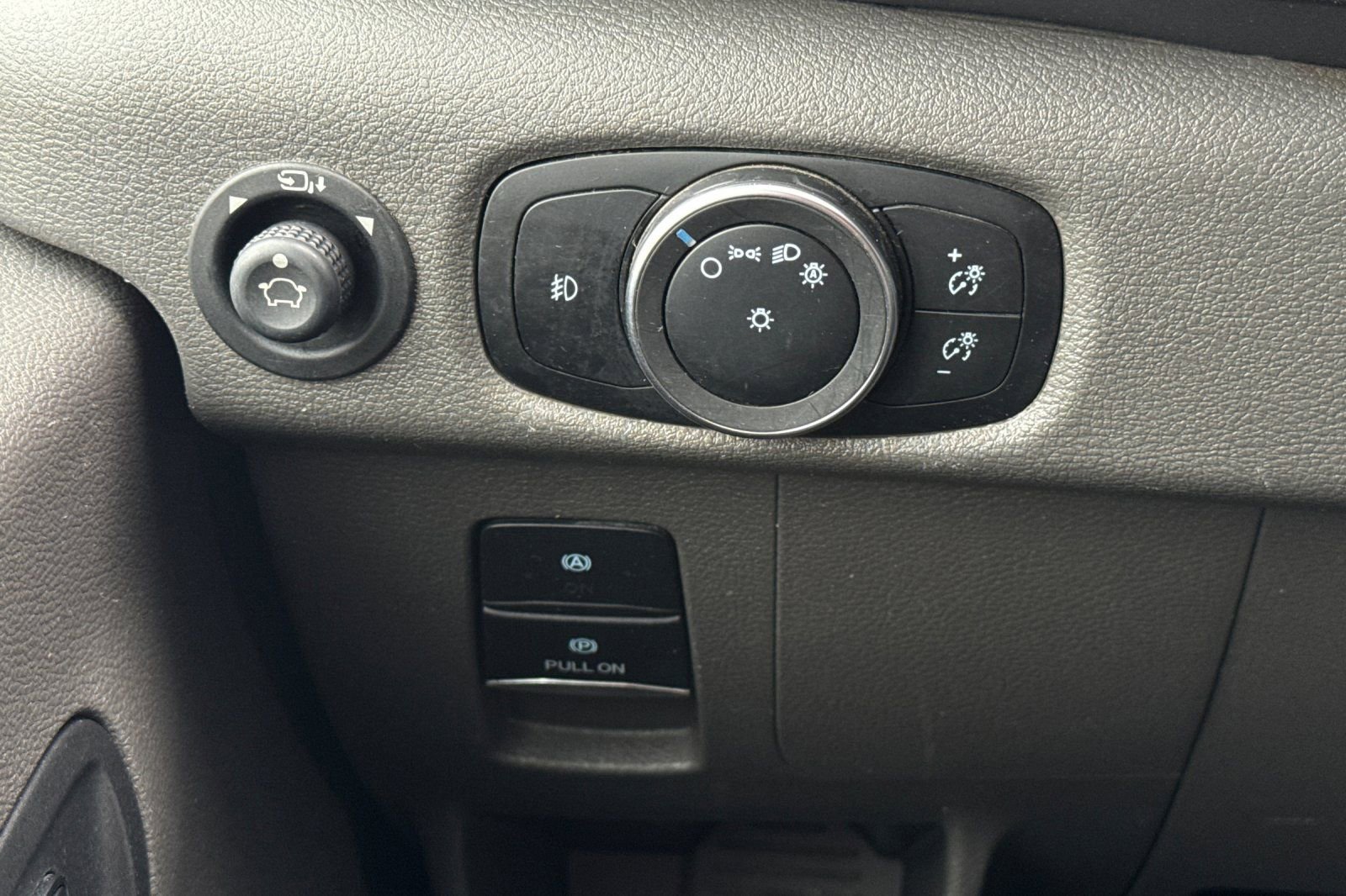 Used 2024 Ford Transit 250 148 Medium Roof w/ Exterior Upgrade Package image 29