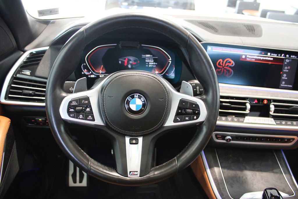 Used 2022 BMW X5 xDrive40i w/ M Sport Package image 24