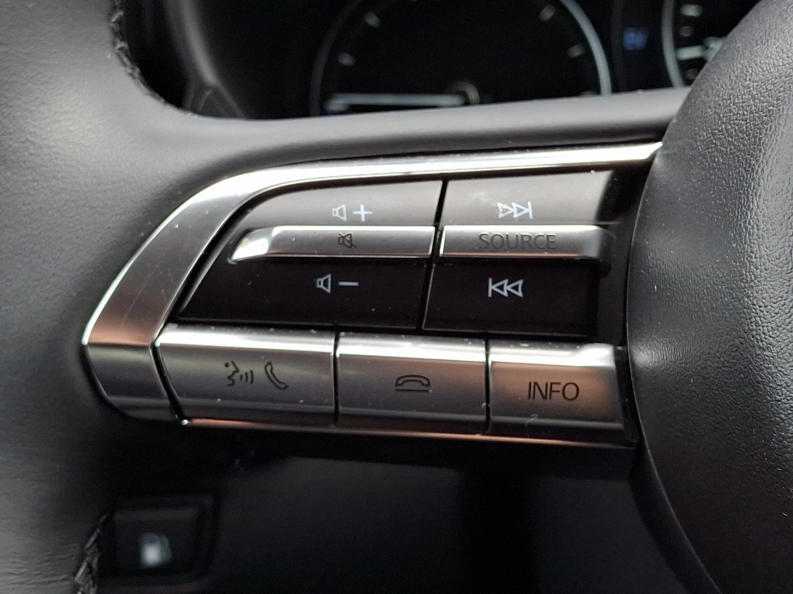 Certified 2025 MAZDA CX-50 AWD 2.5 Hybrid w/ Weather Package image 23