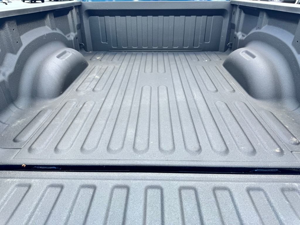 Used 2022 RAM 1500 Limited w/ Cold Weather Group AWD/4WD image 10