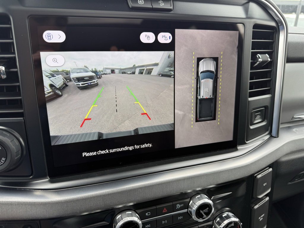 New 2025 Ford F350 Platinum w/ FX4 Off-Road Package image 35