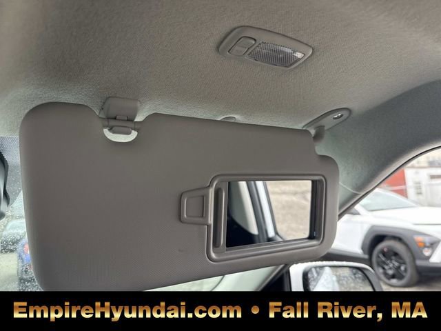 Used 2025 Hyundai Venue SE image 26