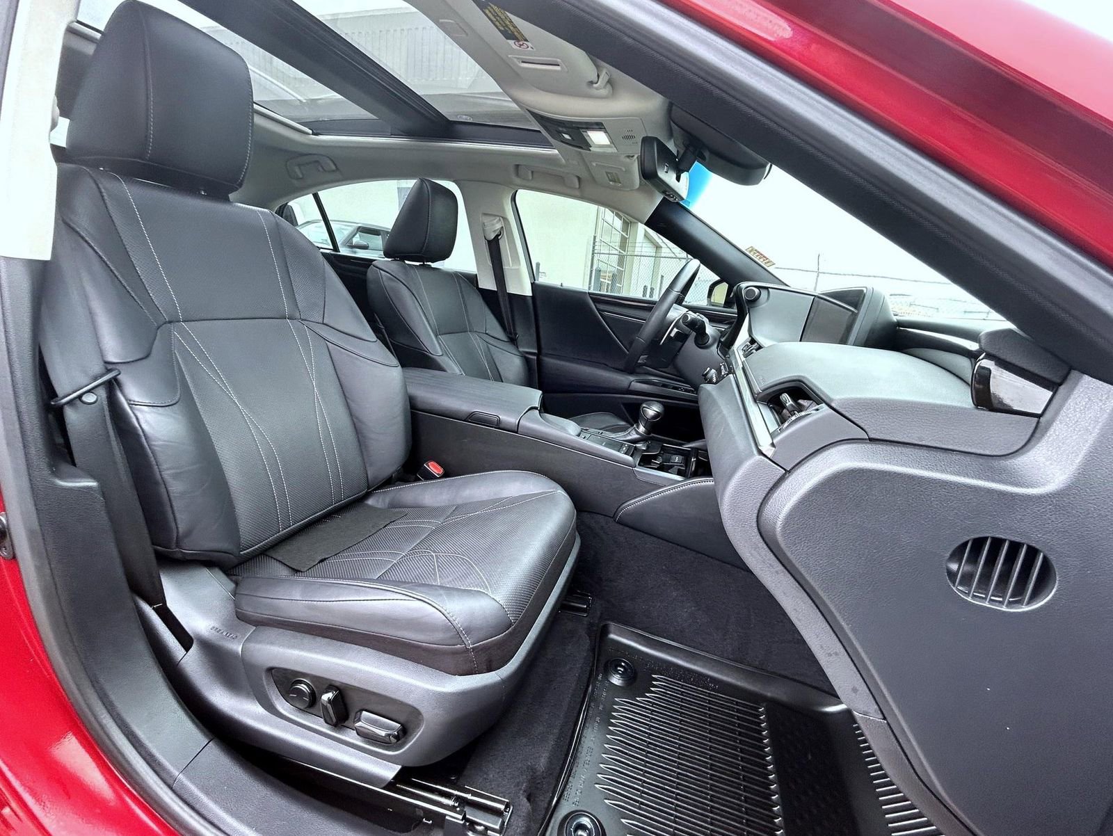 Used 2019 Lexus ES 350 FWD image 15