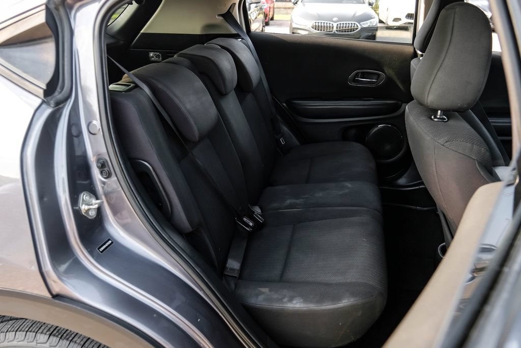 Used 2018 Honda HR-V EX image 39