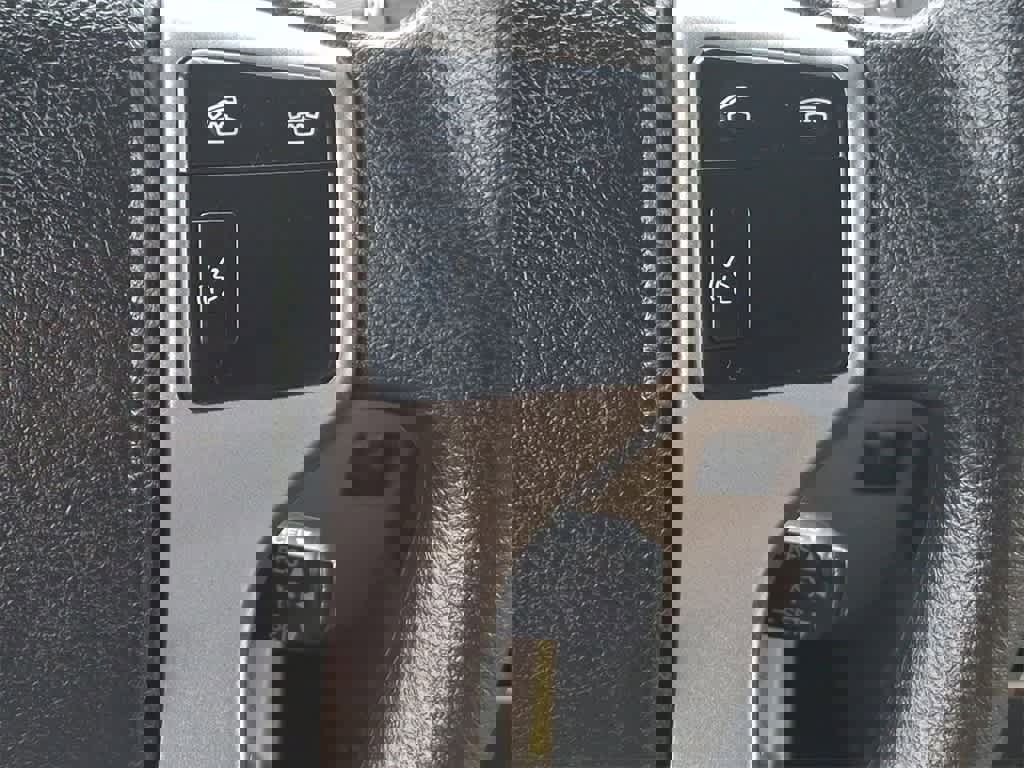 Used 2013 Toyota 4Runner SR5 image 23