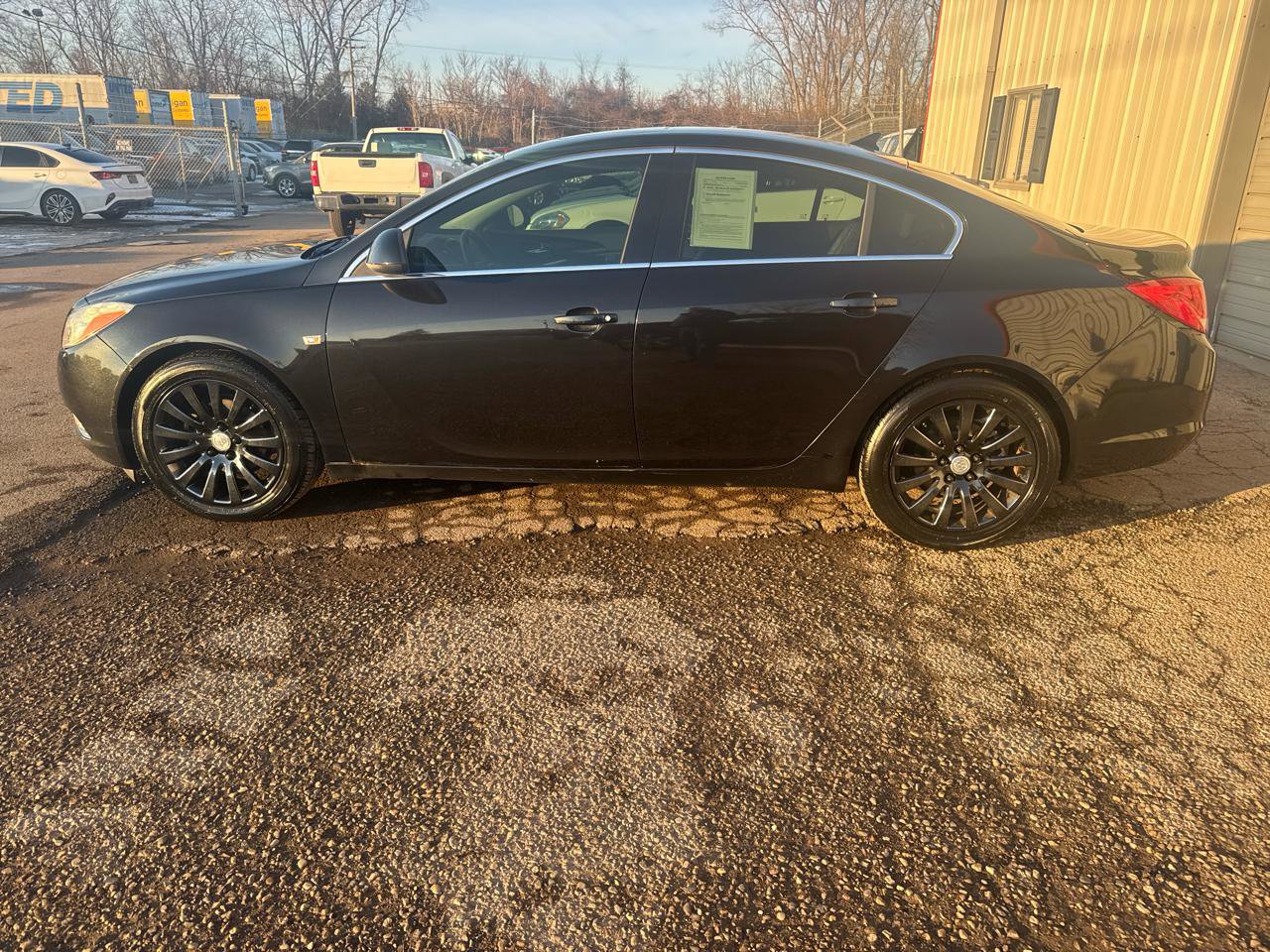 Used 2011 Buick Regal CXL w/ RL4 Preferred Equipment Group FWD image 8