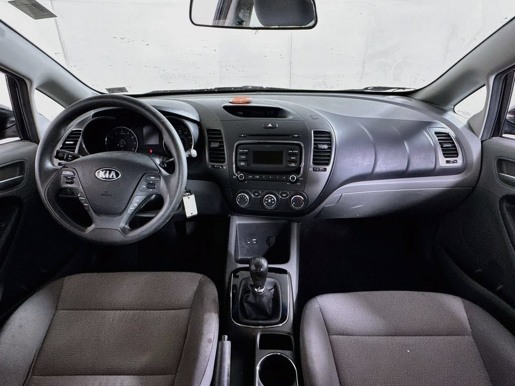 Used 2017 Kia Forte LX FWD image 18