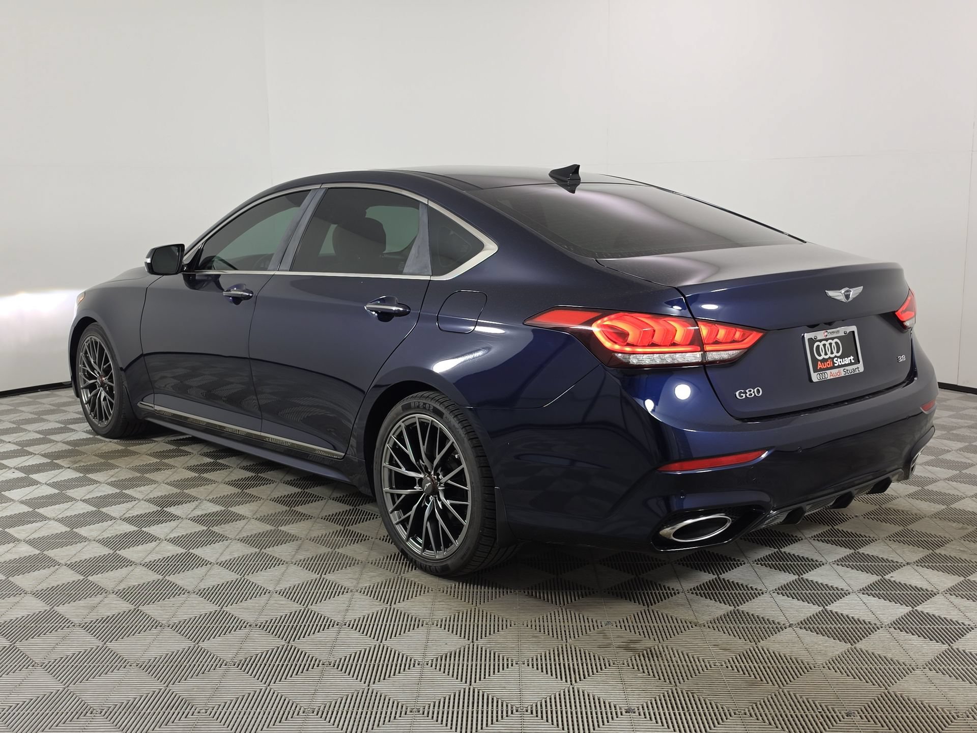 Used 2019 Genesis G80 3.8 image 5