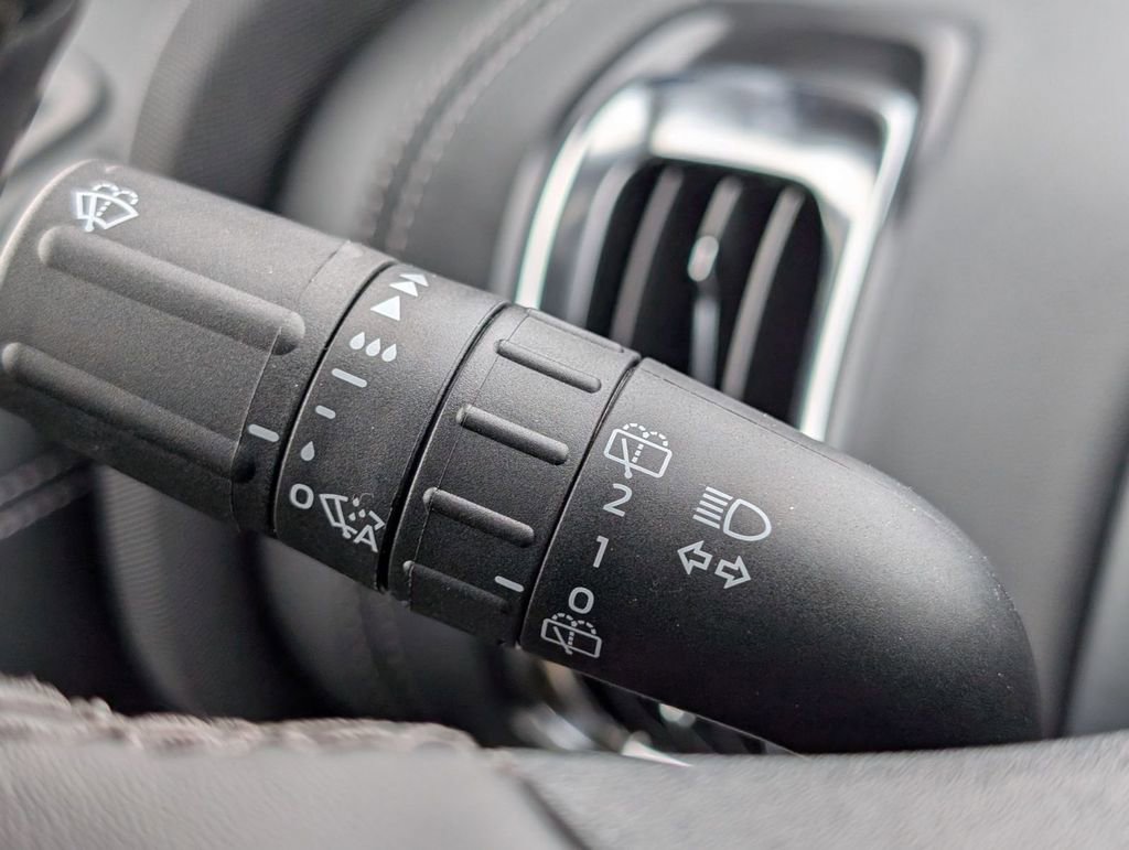 New 2025 Ford Expedition Platinum w/ Stealth Performance Package image 32