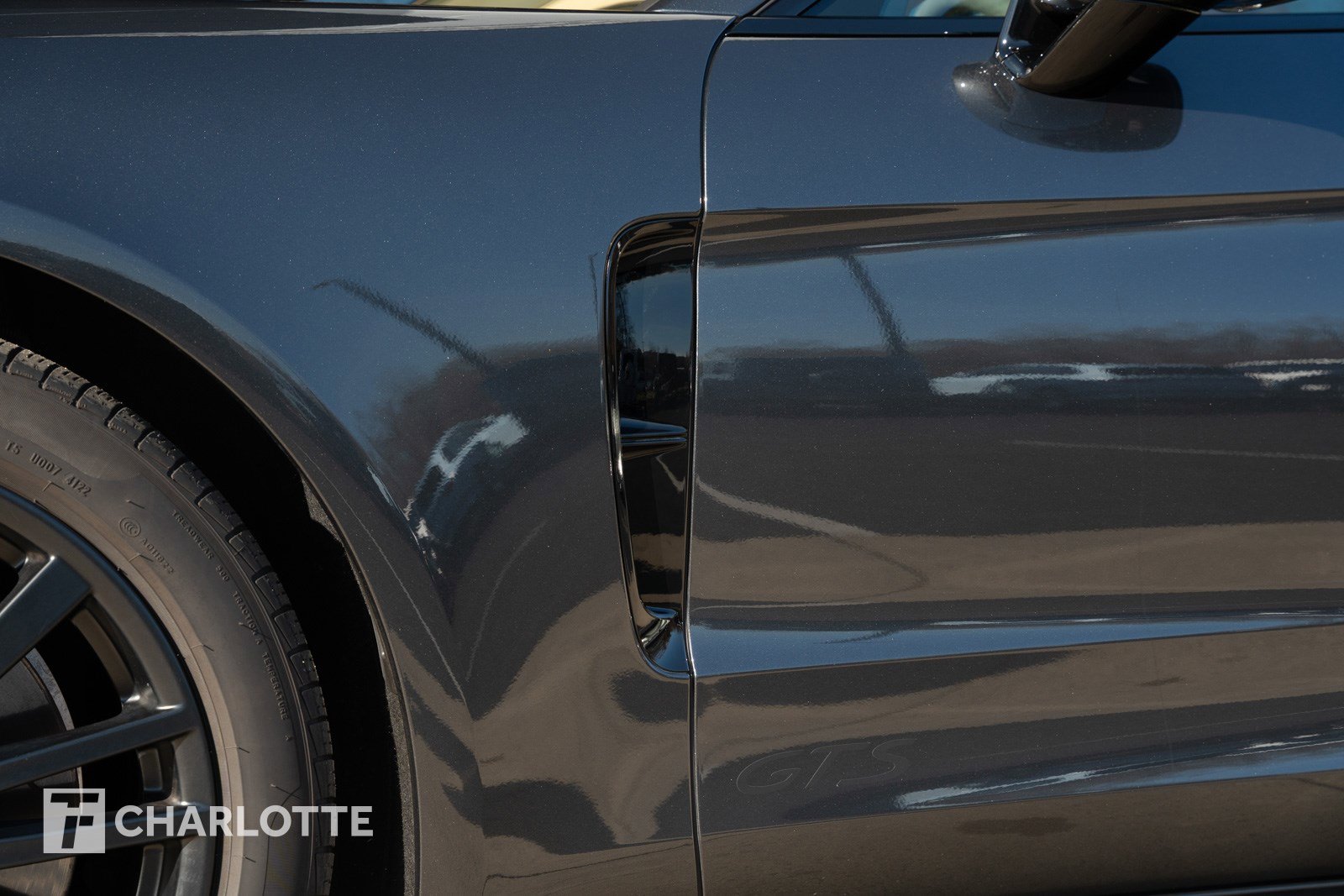 Used 2023 Porsche Panamera GTS image 8