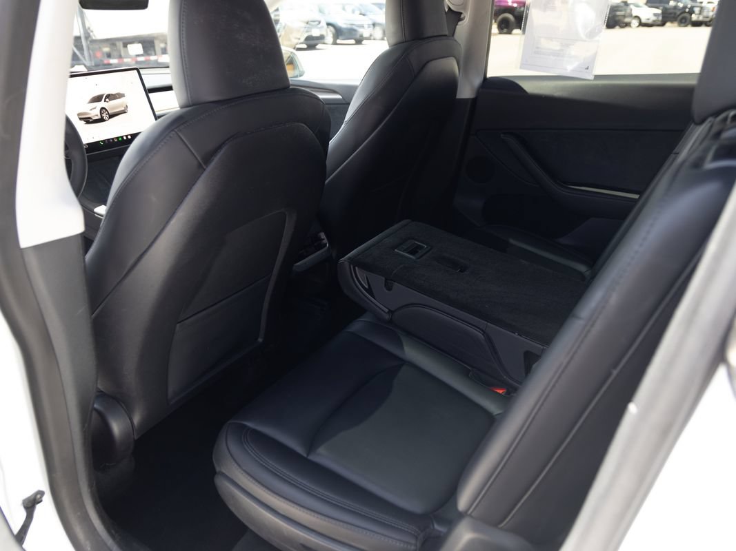 Used 2023 Tesla Model Y Long Range AWD/4WD image 13