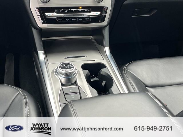 Certified 2022 Ford Explorer XLT w/ Equipment Group 202A image 17