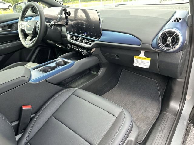 New 2025 Chevrolet Equinox EV LT image 28