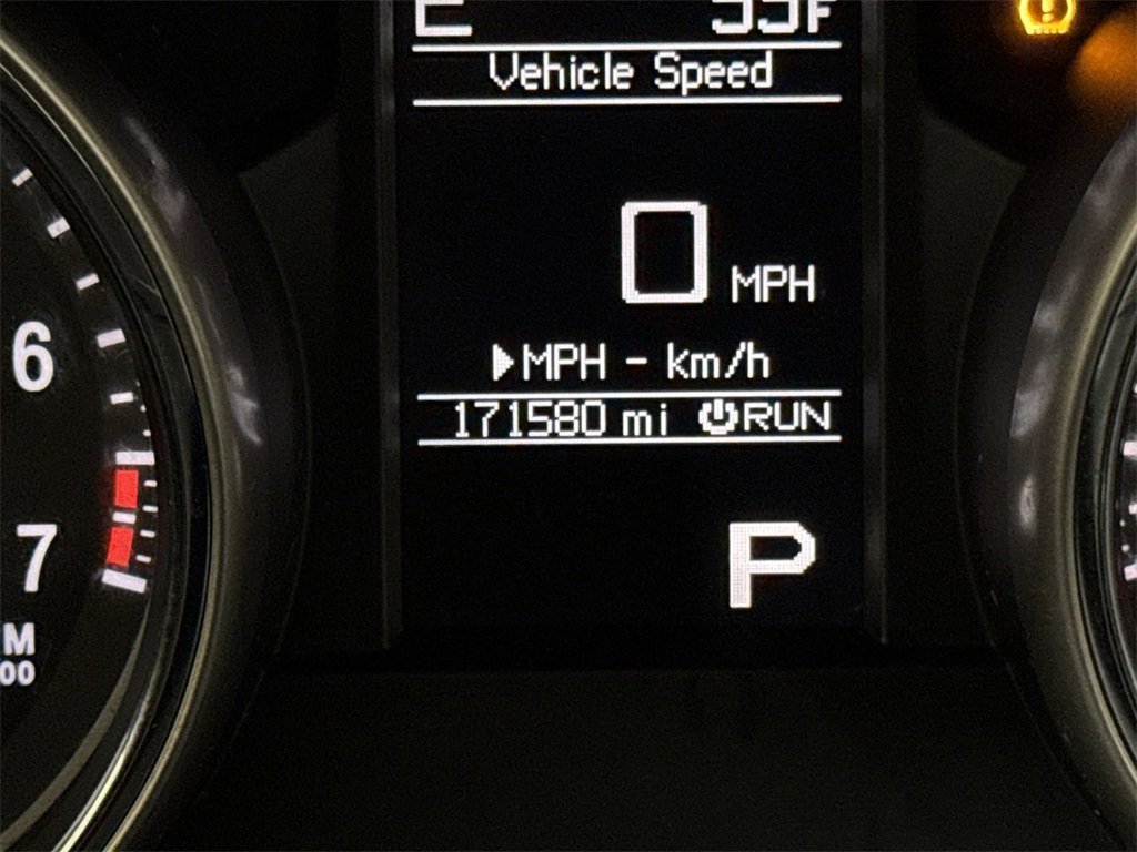 Used 2012 Jeep Grand Cherokee Laredo w/ Laredo E Group image 13