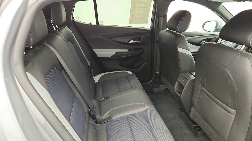 Used 2024 Buick Envista Preferred FWD image 23