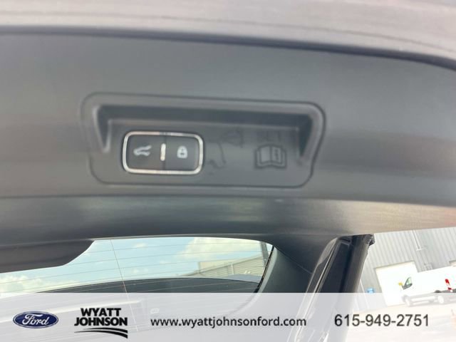 Used 2024 Ford Explorer ST image 13