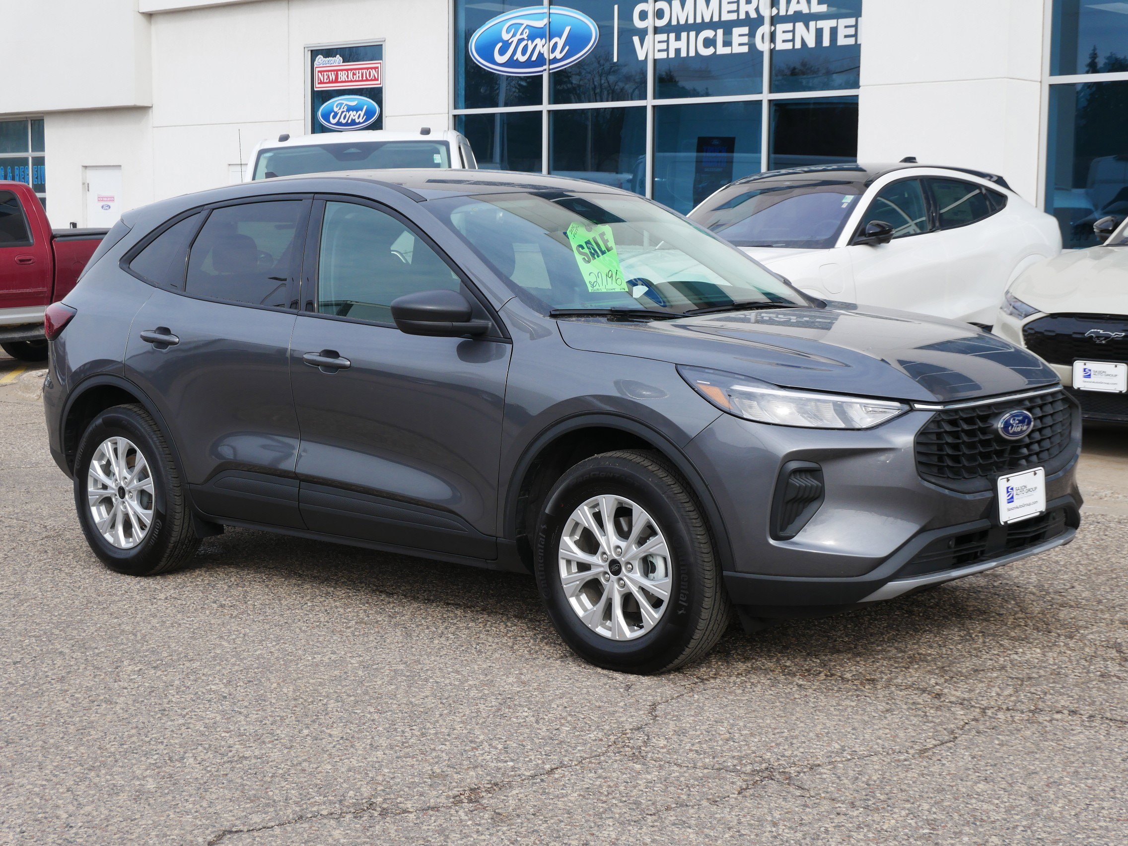 New 2025 Ford Escape Active w/ Tech Pack #1 AWD/4WD image 4